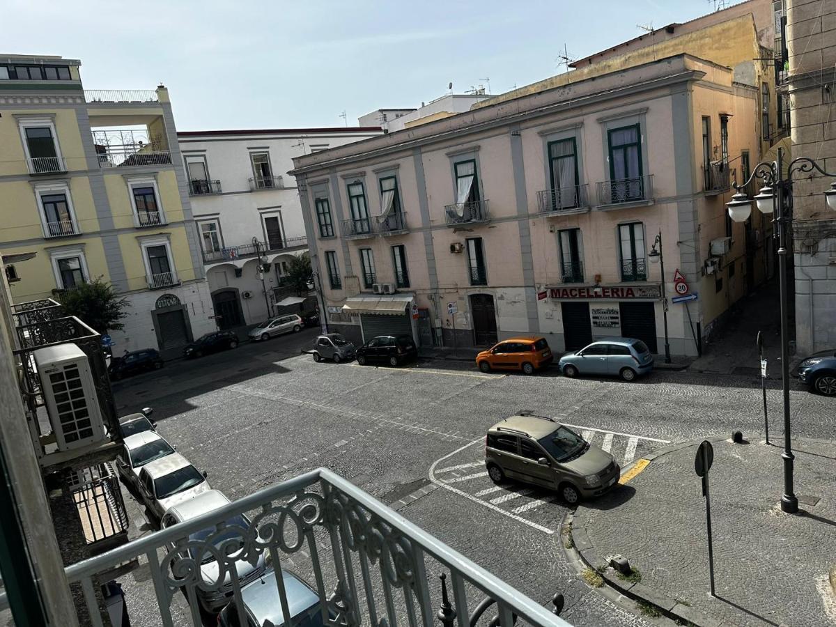 Il Balcone Sulla Piazza Vila Torre Annunziata Exterior foto